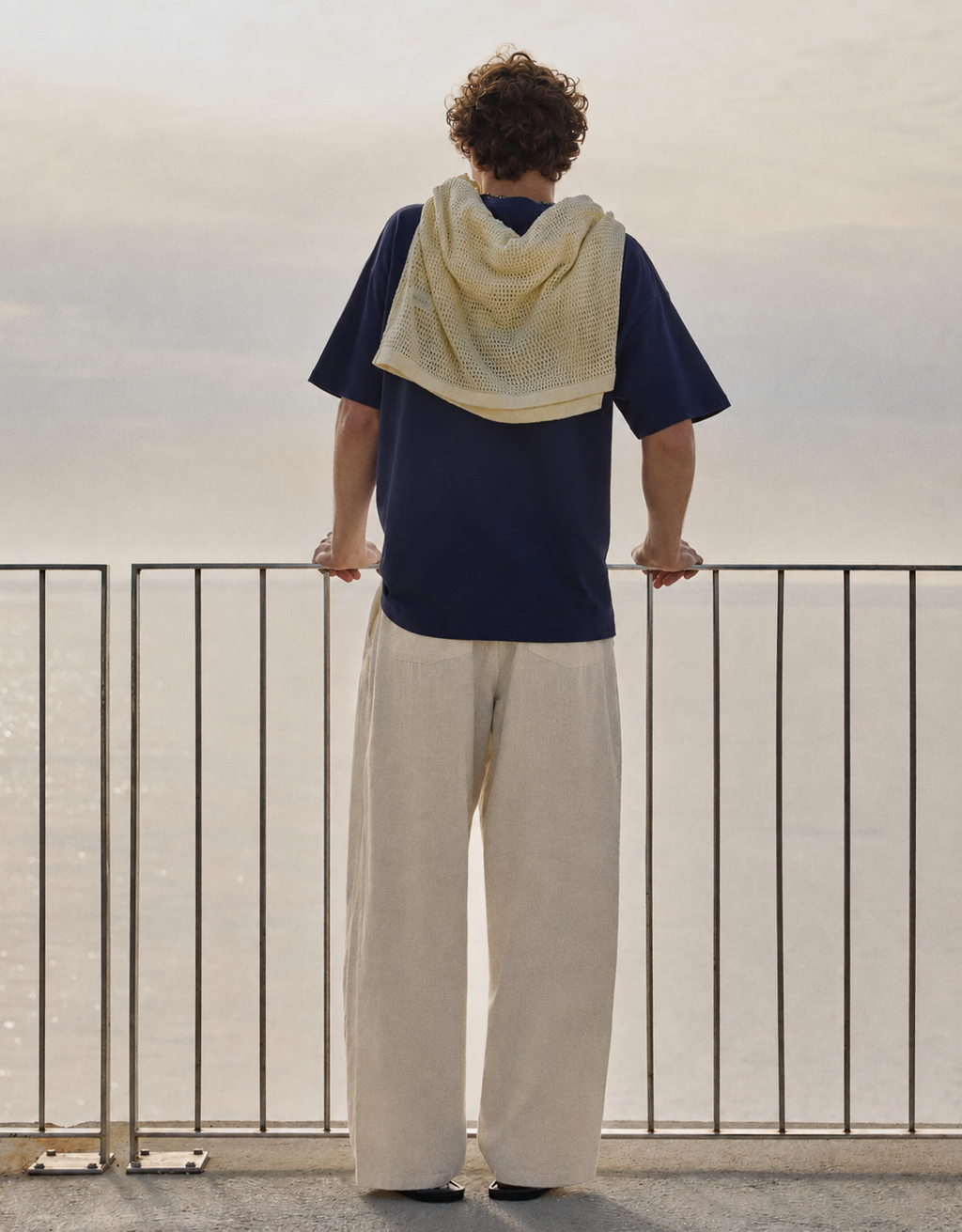 Super baggy trousers with linen
